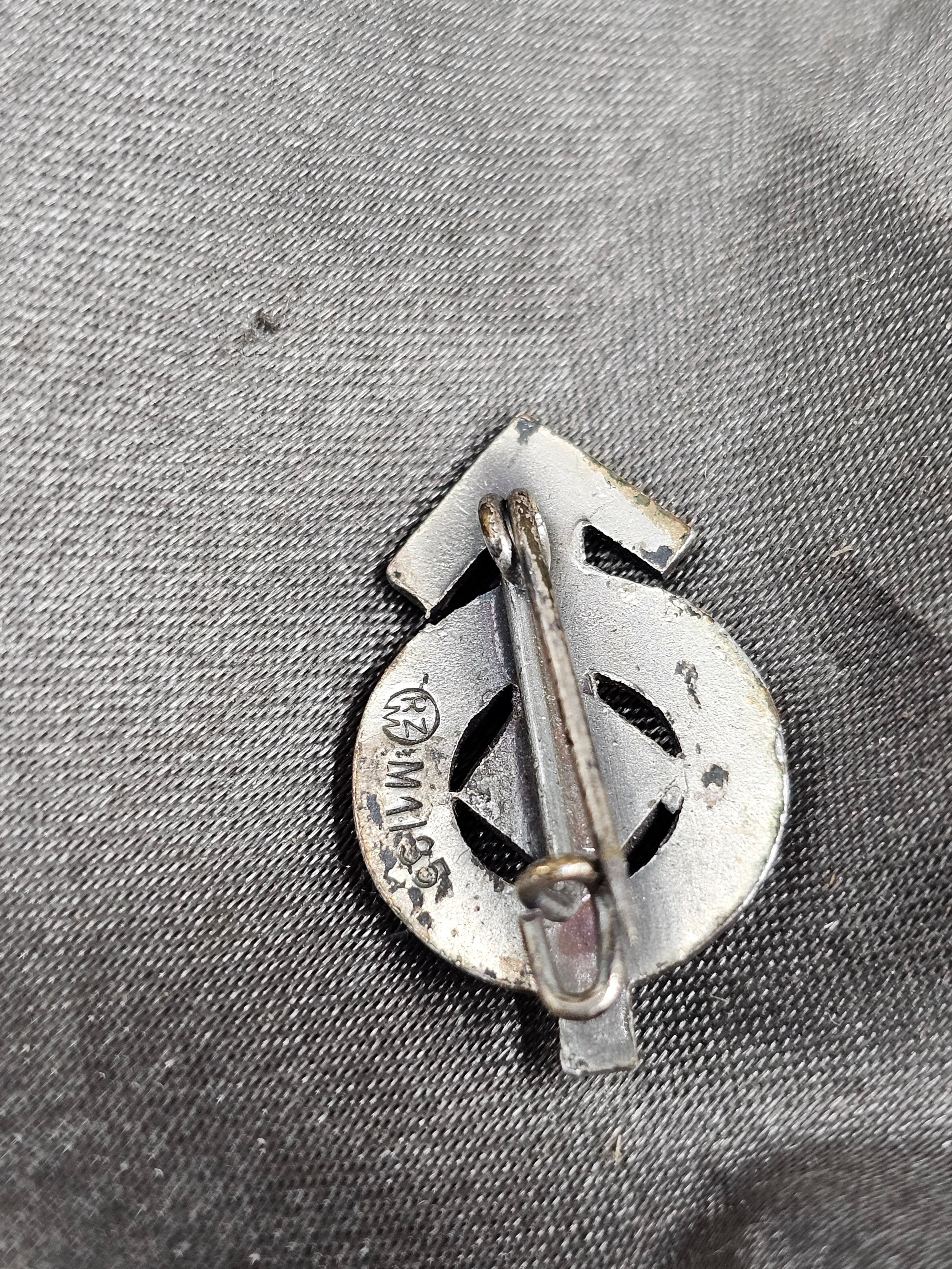 WWII GERMAN MINI HJ PROFICIENCY BADGE — image 3