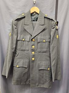 VIETNAM ERA 101ST AIRBORNE UNIFORM VELVET PATCH