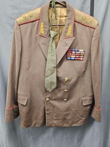 SOVIET GENERAL JACKET & TIE
