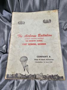 KOREAN WAR AIRBORNE BATTALION CLASS BOOK