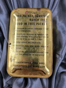 VIETNAM US ARMY SURVIVAL FOOD PACK