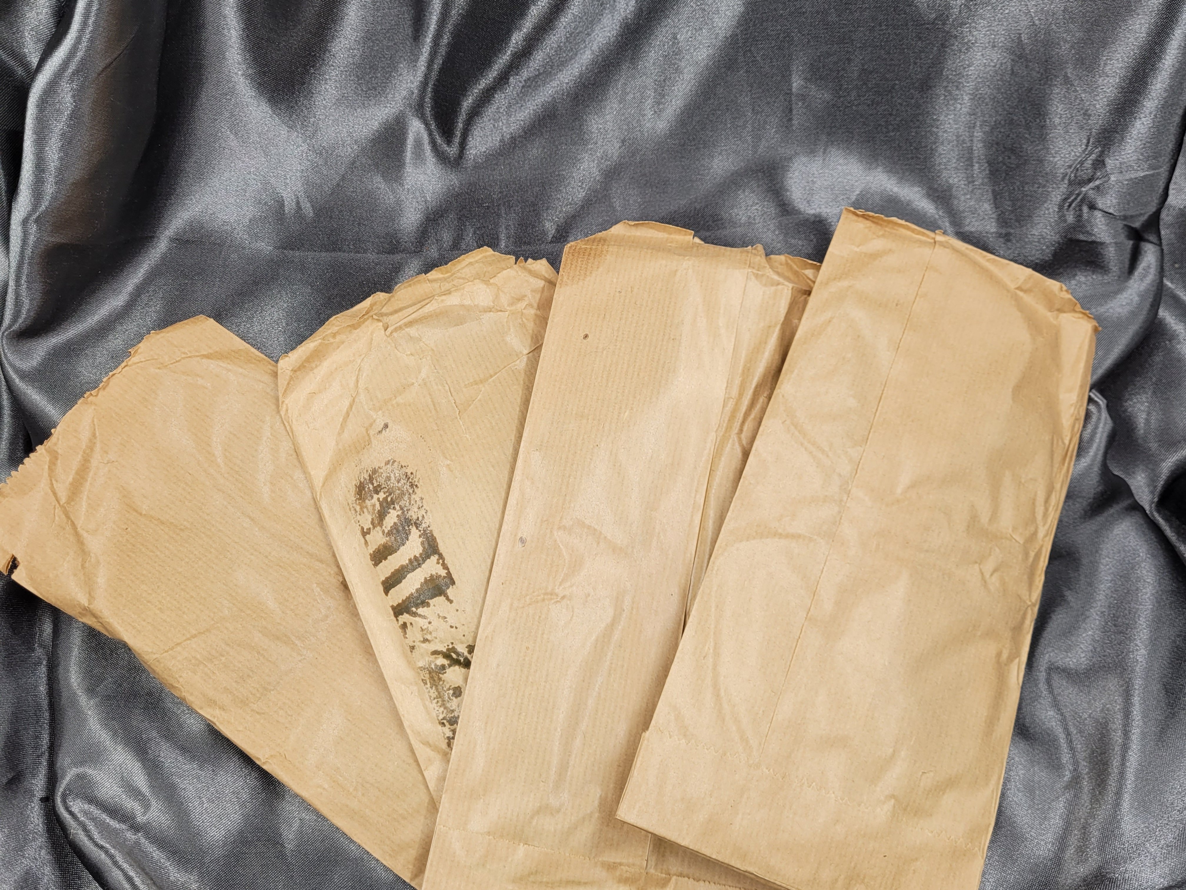 WWII CANADIAN ANTI-GAS EYESHIELDS — image 5