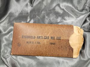 WWII CANADIAN ANTI-GAS EYESHIELDS