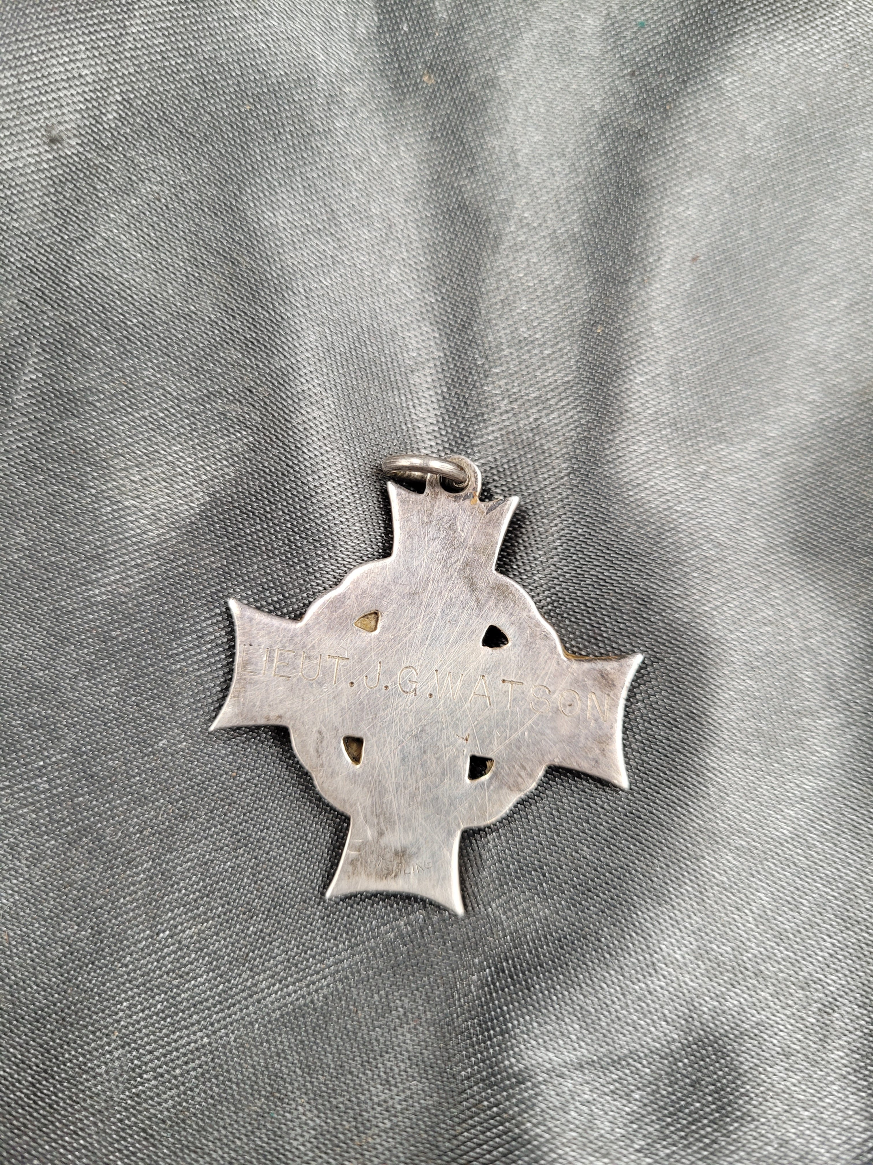 WWI CANADIAN MEMORIAL CROSS — image 2