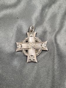 WWI CANADIAN MEMORIAL CROSS