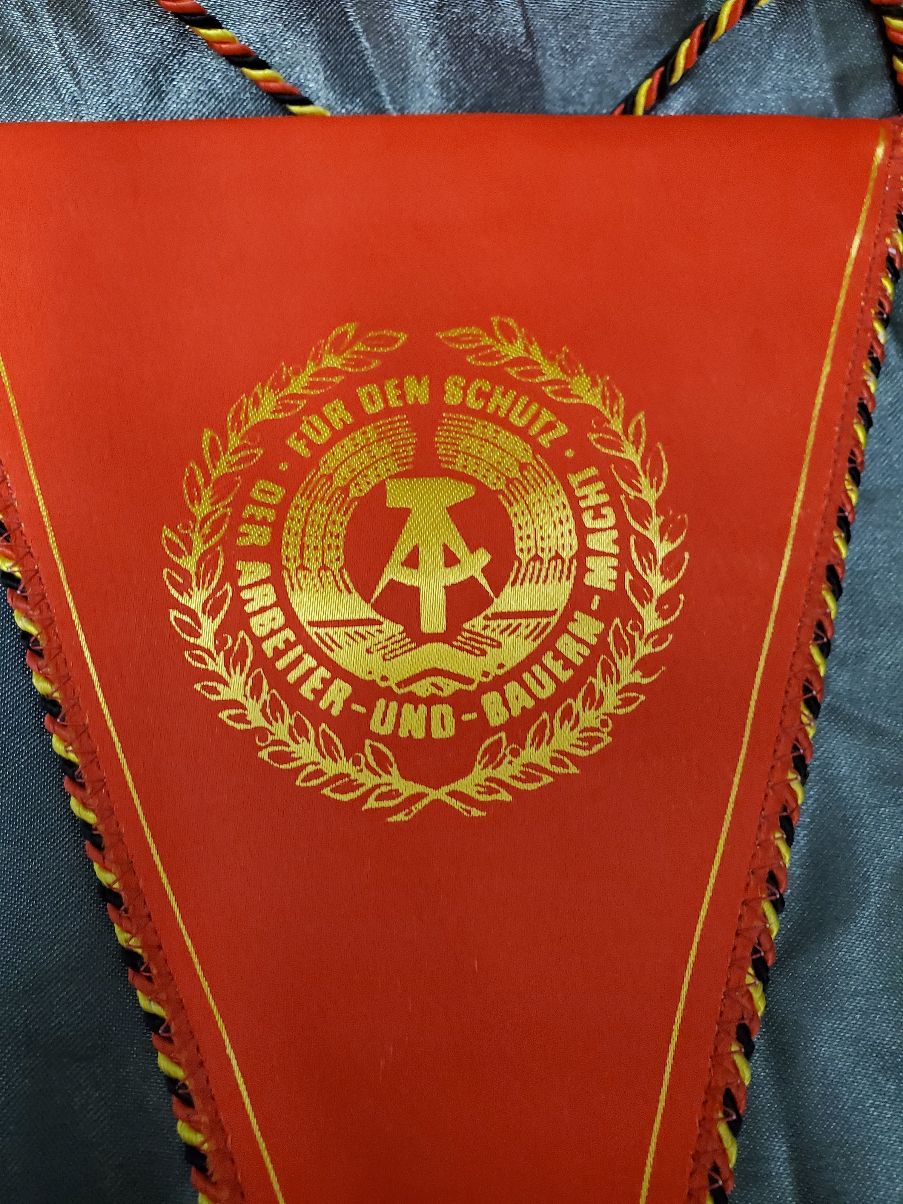 EAST GERMAN PENNANT — image 4
