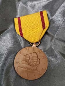 POST WWII CHINA SERVICE MEDAL