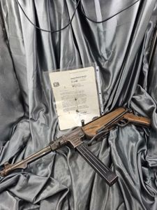JAPANESE MADE MOVIE PROP GERMAN MP40 NON-FIRING