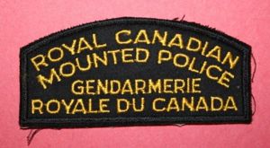 Royal Canadian Mounted Police / Gendarmerie Royale du Canada Shoulder …