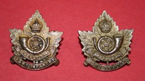 WW2 Saskatoon Light Infantry (MG) Sterling Officer Collar Badges