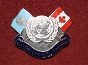 UN Canadian Contingent Canadien Badge