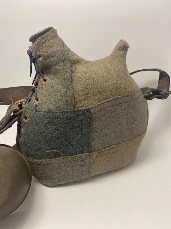 First World War French Army Water Canteen With Strap & Cup — image 5