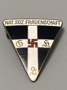National Socialist Frauenschaft Enamel Members Badge RZM92