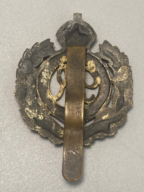 Indian Made WW2 Royal Engineers Cap Badge — image 2