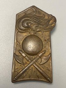 WW2 Italian Pioneers Shoulder Board Overlay Plate