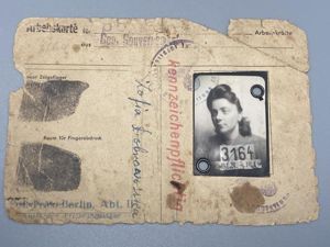 WW2 Polish Female Labour ID Document Dated 1944