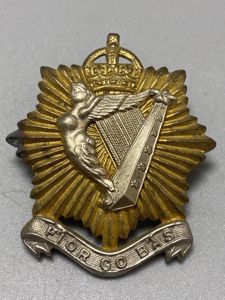 WW2 Irish Regiment of Canada Cap Badge