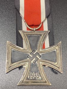 Iron Cross Second Class Maker 27 Maria Schenkl