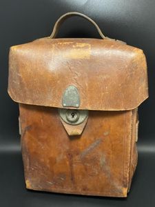 WW2 German Army Leather Medical Satchel dny40