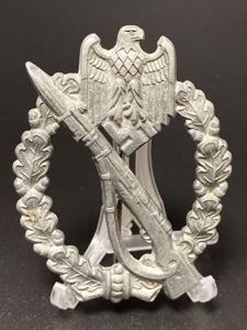 Silver Infantry Assault Badge Gebruder Wegerdorf