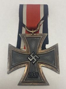 Iron Cross Second Class Maker Marked '93' Richard Simm & …