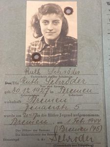 Third Reich BDM Female HJ Members Dienstkarte Ruth Schröder