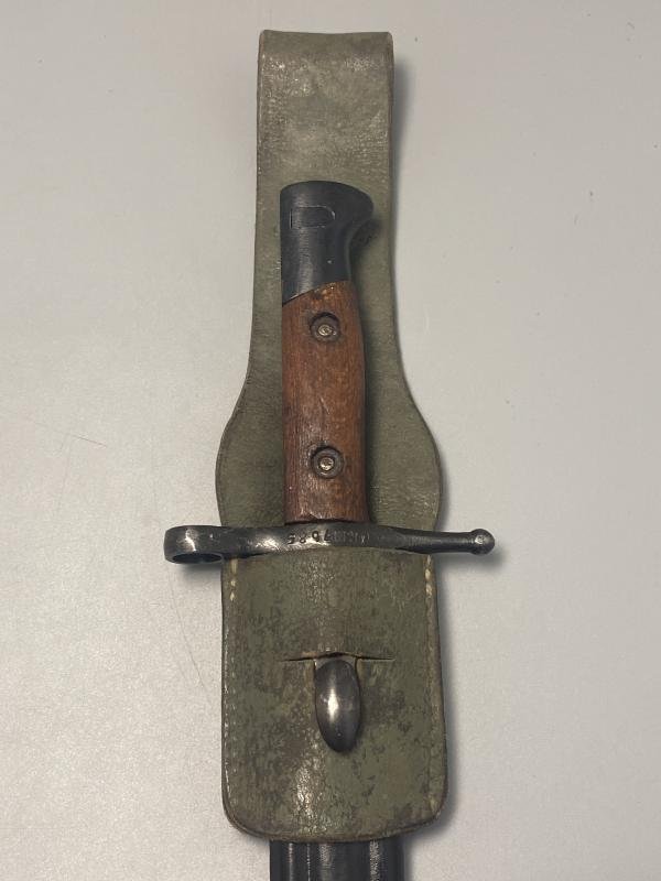 WW2 Italian Carcano M91 Bayonet With Frog 1941 — image 4