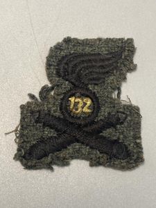 WW2 Italian 132nd Cloth Cap Badge