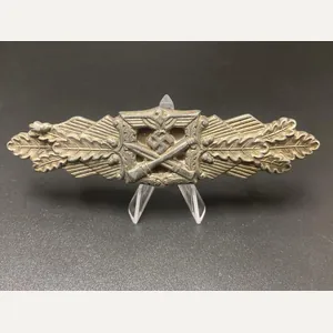 Bronze Close Combat Clasp Type 2 Friedrich Linden Ludenscheid
