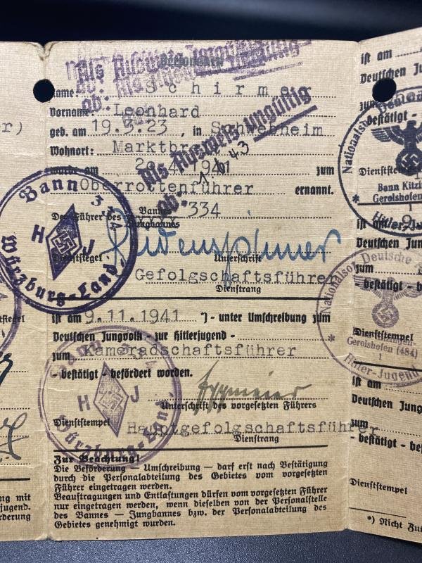 HJ Fuhrerausweis Leonhard Schirmer With Leistungsbuch & Woven Silver Proficiency Badge — image 3