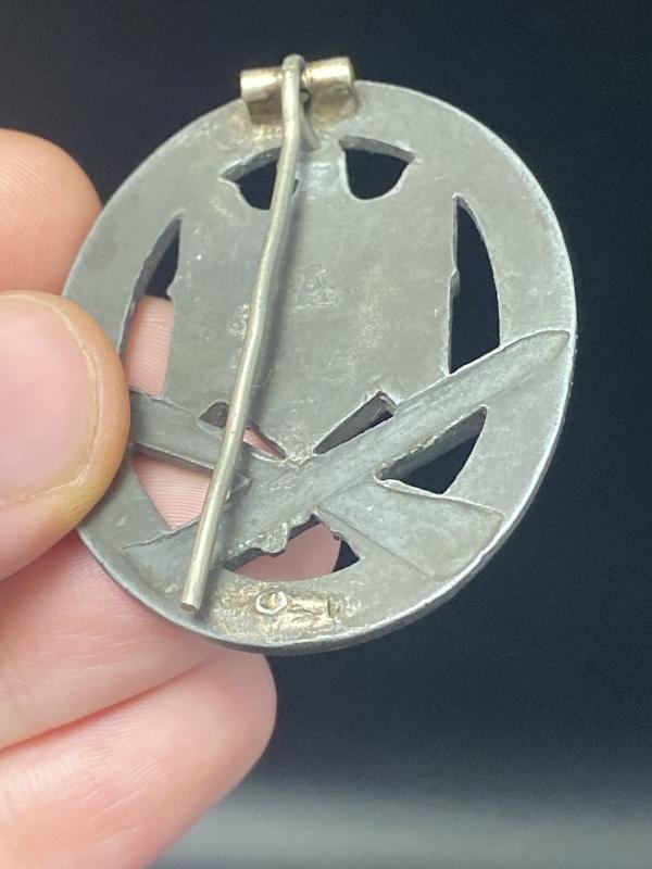 General Assault Badge Assmann (No Hook) — image 4