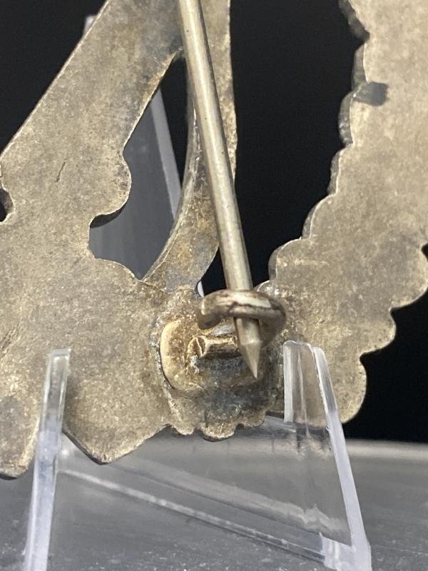 Infantry Assault Badge in Silver SHuCo 41 — image 5