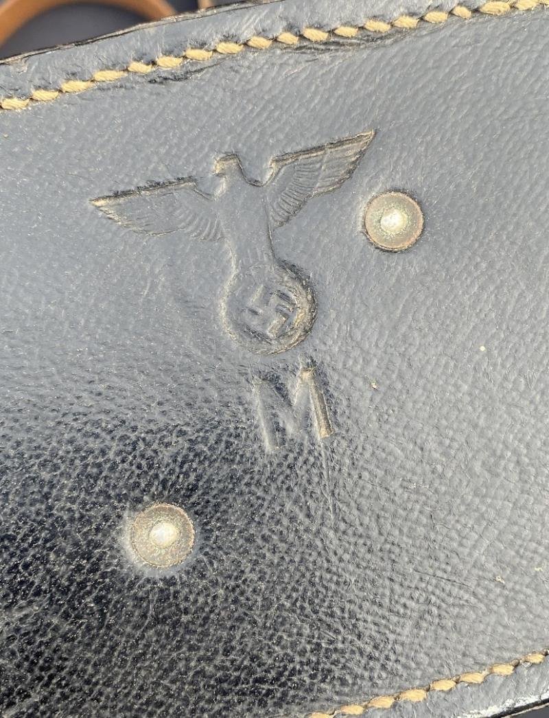 1941 Kriegsmarine 7X50 BEH Binoculars & Case — image 5