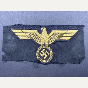 Left Facing Reichbahn Sleeve Eagle