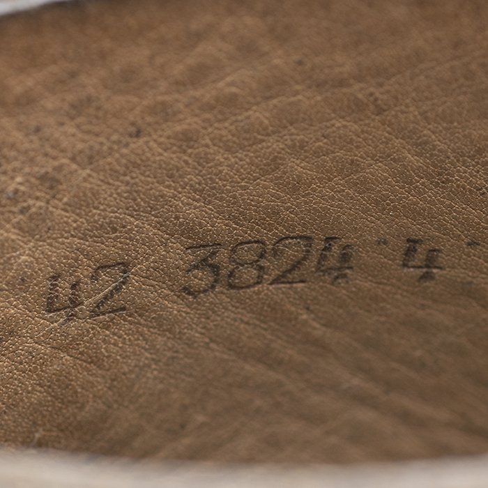 JNH37 Excellent unissued pair of worker low boots — image 16