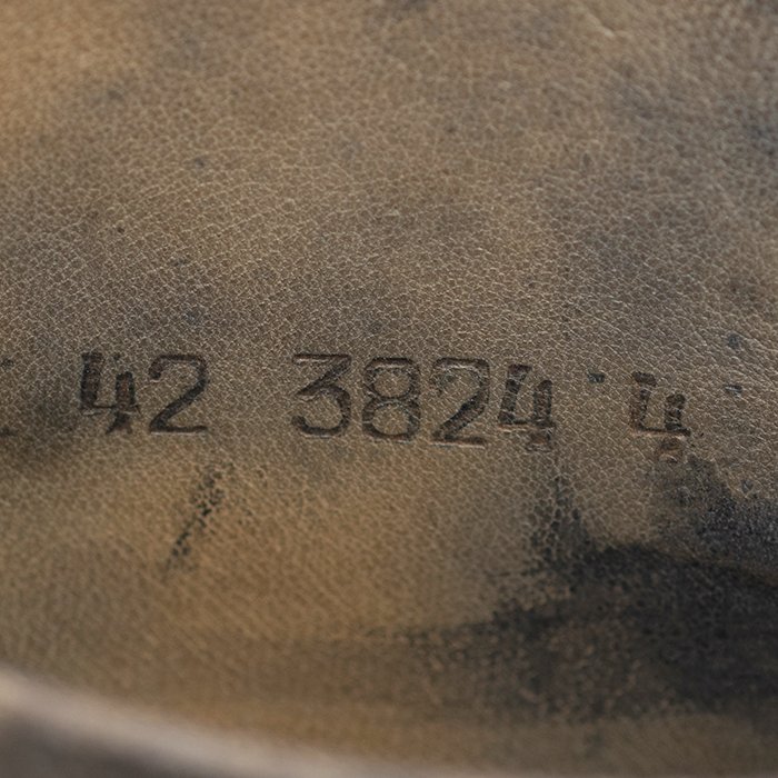 JNH37 Excellent unissued pair of worker low boots — image 17