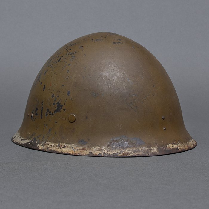 RT7 Interesting Imperial Japanese Navy Type 90 field helmet — image 11