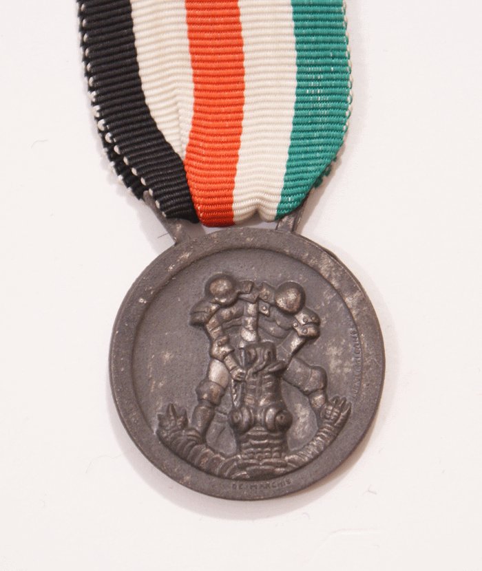 Italian/German North African campaign medal — image 4