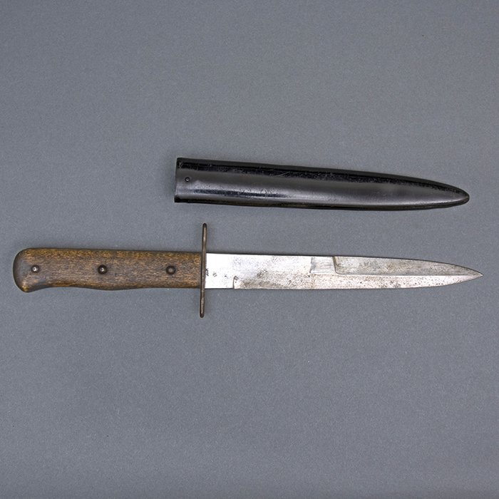 JOJ43 Wooden handled boot knife with spring loaded scabbard clip — image 6