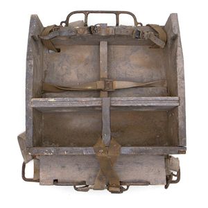 DTI1 Rare Panzerschreck rocket frame pack