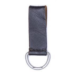 MP5018 Single black leather equipment belt loop with D-ring