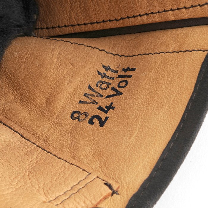 ACZ159 Luftwaffe issue electrically heated blue grey suede flight gauntlets — image 6