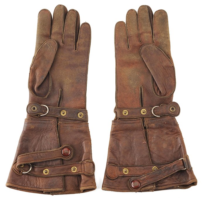 ACZ158 Luftwaffe issue brown leather flight gauntlets — image 3