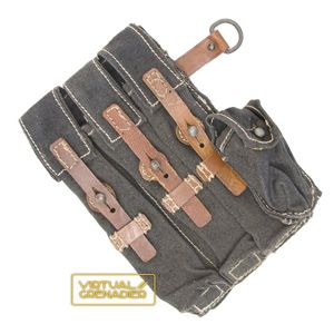 PJA15 Blue left side MP40 pouch