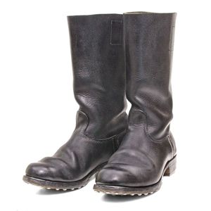 TOA10 Excellent pair of EM marching boots