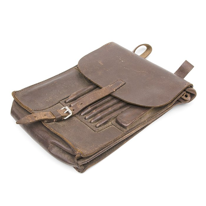 MP4004 Service used brown leather map case — image 3