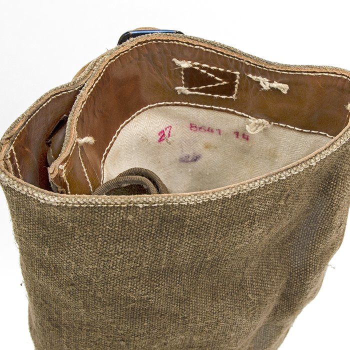 ACZ118 Excellent matched pair of Luftwaffe issue tropical high boots — image 12