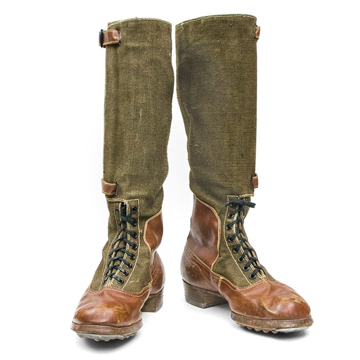 ACZ118 Excellent matched pair of Luftwaffe issue tropical high boots — image 4