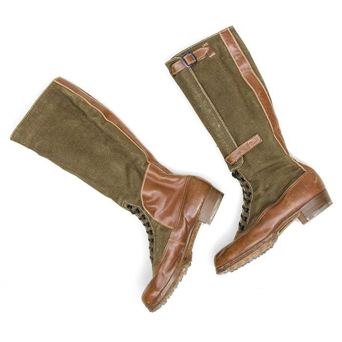 ACZ118 Excellent matched pair of Luftwaffe issue tropical high boots — image 6