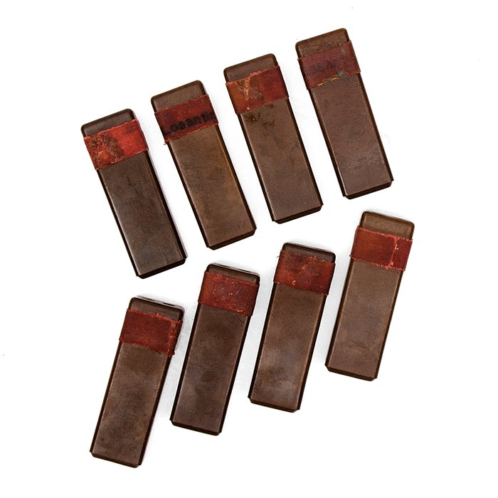 AMA17 Set of eight standard issue Bakelite skin decontamination tablet containers — image 3